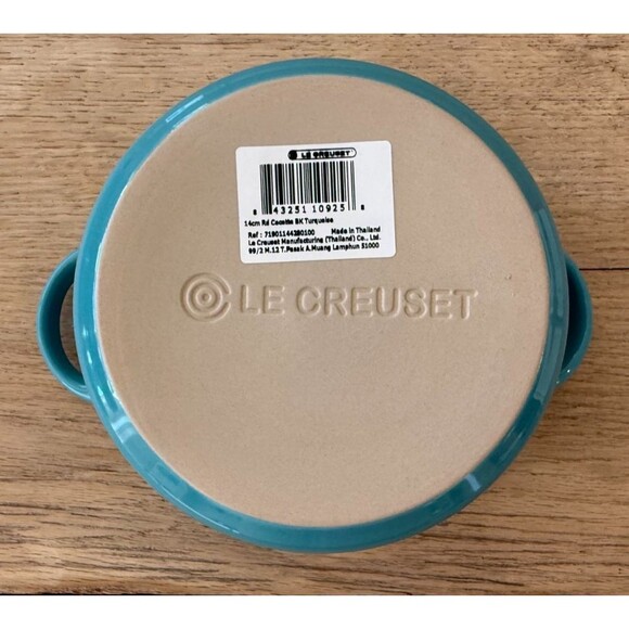 Le Creuset Stoneware Mini Round Cocotte with Lid 24 Oz 14 cm Turquoise Blue NEW - Picture 6 of 15